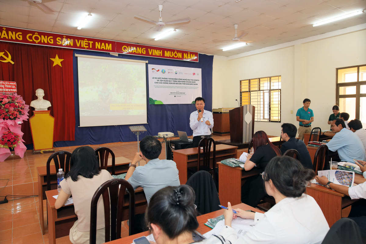 Launching Of Post Harvest Center For Vietnamese Fruit Sector And SOP Training For Mango Varieties To Extend Storage Time At SOFRI